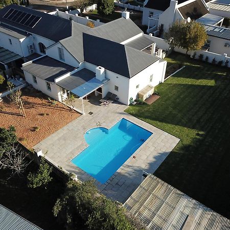 Largest One Bed Apartment & Private Pool In The Hoek Франсхук Экстерьер фото
